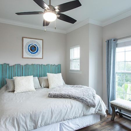 Lux Beatles Themed Beach Home, 5 Min Walk To Beach + Golf Cart, Dog Friendly! Дестін Екстер'єр фото