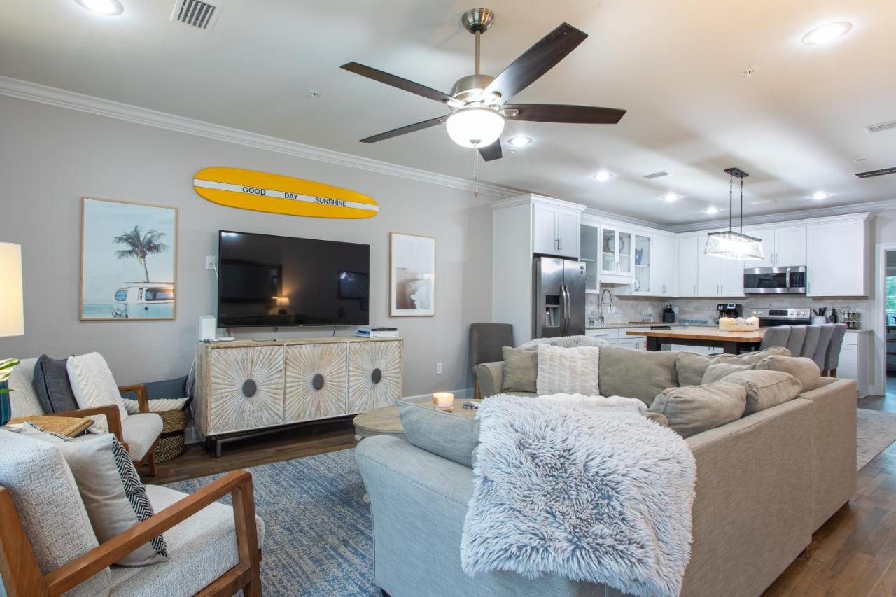 Lux Beatles Themed Beach Home, 5 Min Walk To Beach + Golf Cart, Dog Friendly! Дестін Екстер'єр фото